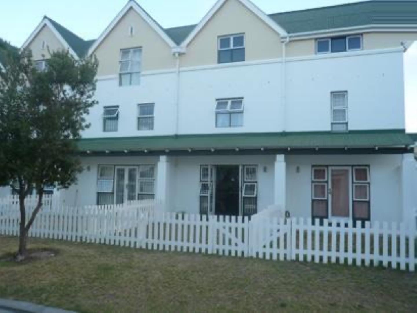 754661_Rondebosch_Close_2.jpeg